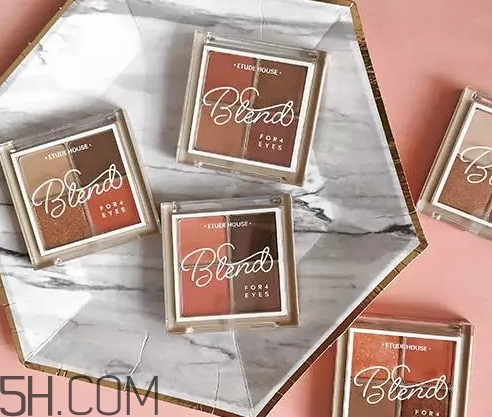 2017年秋冬妝容怎么畫？2017秋冬少女妝容畫法步驟