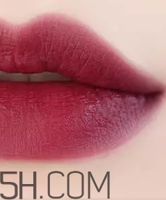 2017年秋冬妝容怎么畫？2017秋冬少女妝容畫法步驟