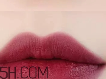 2017年秋冬妝容怎么畫？2017秋冬少女妝容畫法步驟