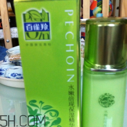 百雀羚乳液怎么打開？百雀羚乳液瓶蓋怎么開