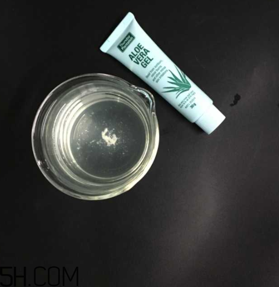 昭貴蘆薈凝膠汁怎么樣？昭貴蘆薈膠和完美蘆薈膠哪個好？