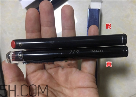 cpb細管口紅真假怎么辨別_cpb細管口紅真假對比 cpb細管口紅真假怎么辨別_cpb細管口紅真假對比