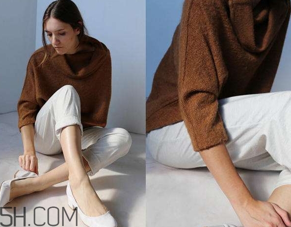 焦糖色毛衣配什么褲子？焦糖色毛衣配什么鞋子？