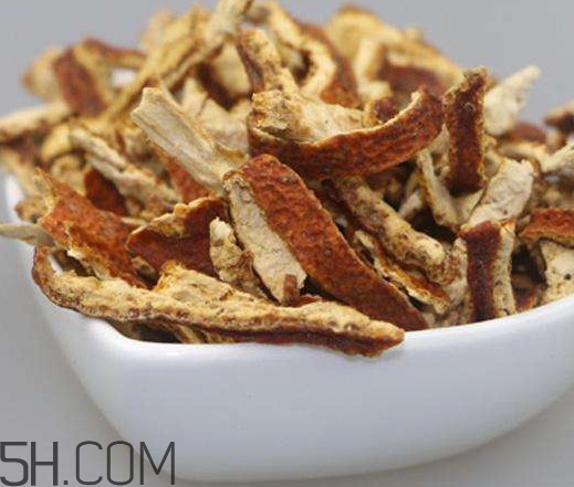 橘子皮有哪些作用？橘子皮等于陳皮嗎