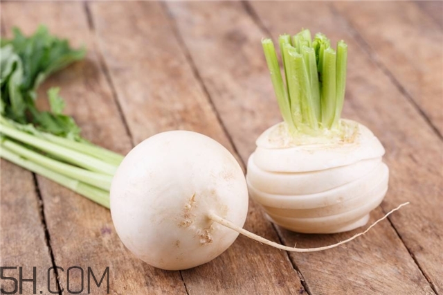 白蘿卜心發(fā)藍(lán)能吃嗎 白蘿卜心里發(fā)青能吃嗎 白蘿卜心發(fā)藍(lán)能吃嗎 白蘿卜心里發(fā)青能吃嗎