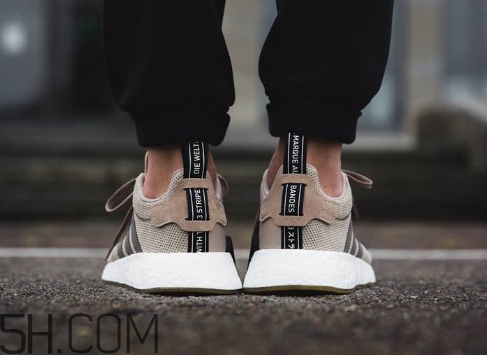 adidas nmd r2 trace khaki上腳效果怎么樣？
