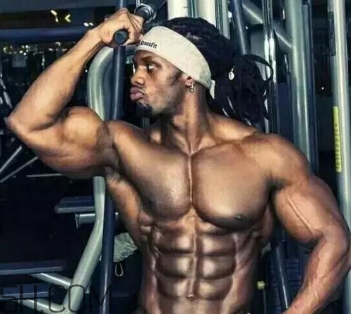 練完胸肌怎么拉伸？胸肌拉伸有什么好處？