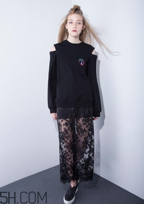 地素衣服適合什么人？地素衣服的質(zhì)量怎么樣？