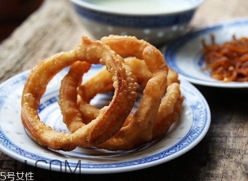 焦圈兒是什么？焦圈和油條有什么區(qū)別