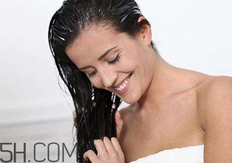 洗發(fā)水怎么選？洗發(fā)水護(hù)發(fā)素怎么用才正確 