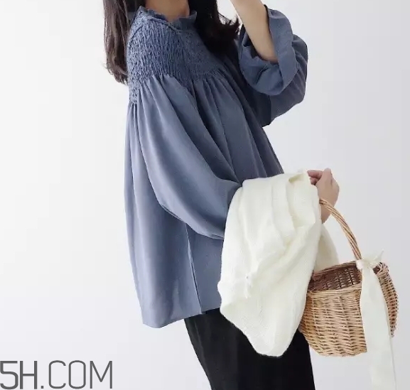 霧霾藍(lán)是什么顏色？霧霾藍(lán)搭什么顏色