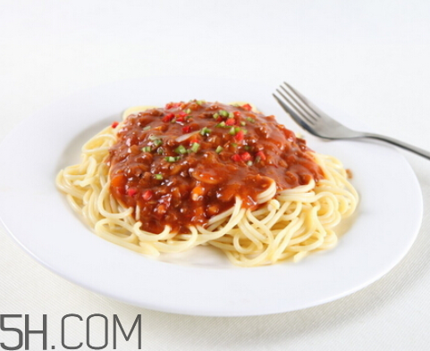 增肌是先有氧還是先力量？仰臥起坐能減肥嗎？