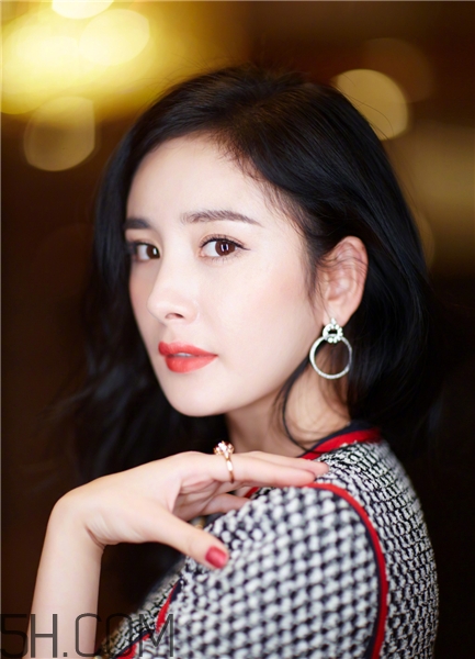 灰指甲跟血液有關(guān)系嗎？灰指甲跟缺鈣有關(guān)系嗎？