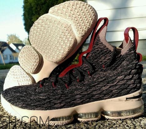 nike lebron 15 pride of ohio俄亥俄的驕傲什么時(shí)候發(fā)售？