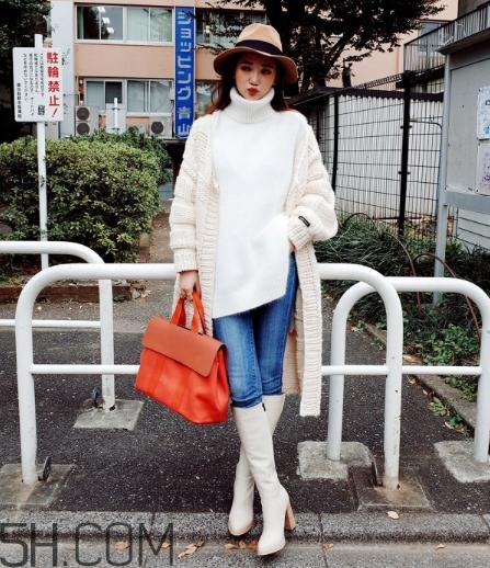 白色毛衣配什么褲子？白色毛衣搭配褲子圖片