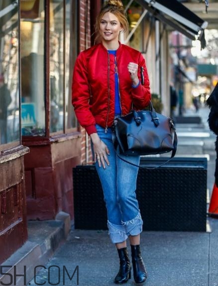 紅色衣服褪色怎么補(bǔ)救？紅色衣服掉色如何處理？