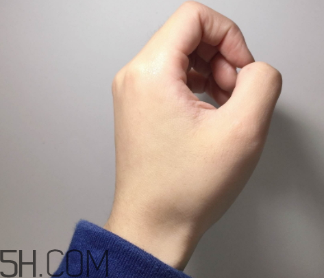 Dr.Jart+蒂佳婷鎖補(bǔ)水保濕精華乳液好用嗎_適合膚質(zhì) Dr.Jart+蒂佳婷鎖補(bǔ)水保濕精華乳液好用嗎_適合膚質(zhì)