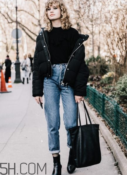 羽絨服配什么褲子好看？羽絨服搭配褲子圖片