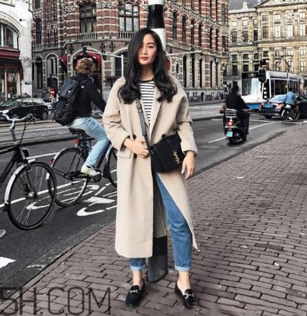 羊毛大衣可以用洗衣機(jī)嗎？羊毛大衣可以甩干嗎？