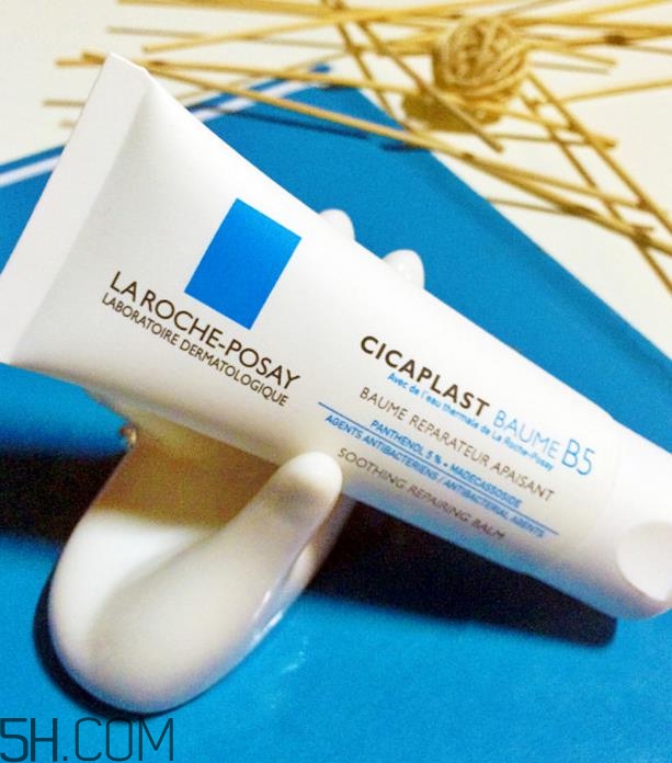 理膚泉b5修復(fù)霜悶閉口怎么辦_悶痘怎么辦？