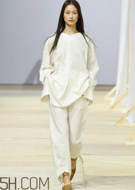 low classic2018春夏系列怎么樣_好看嗎？