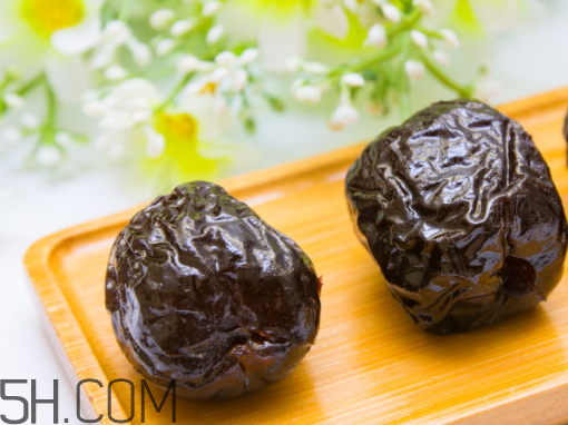 黑棗什么時(shí)候成熟 黑棗什么時(shí)候采摘 黑棗什么時(shí)候成熟 黑棗什么時(shí)候采摘