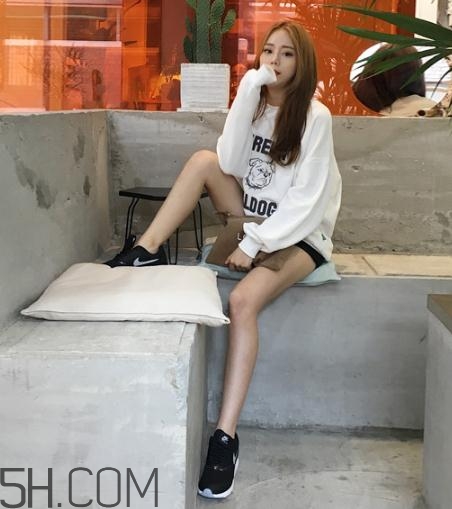 白色衛(wèi)衣怎么洗？白色衛(wèi)衣發(fā)黃怎么辦？