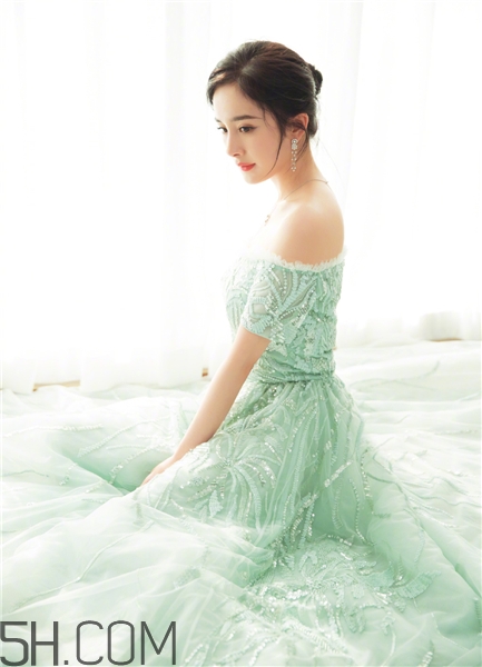 貧血跟胖瘦有關系嗎？貧血跟月經(jīng)有關系嗎？