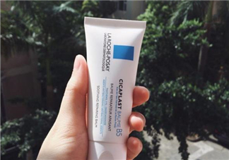 理膚泉b5有激素嗎？理膚泉b5有100ml的嗎？