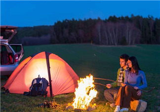 野外露營需要帶什么？野外露營如何選擇營地？