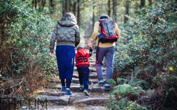 爬山對身體有什么好處？爬山前要準(zhǔn)備的裝備