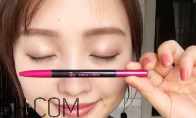 姬芮柔芯旋彩眉筆怎么樣？姬芮柔芯旋彩眉筆試色