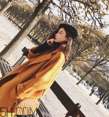 羊毛大衣掉毛正常嗎？羊毛大衣掉毛怎樣處理？