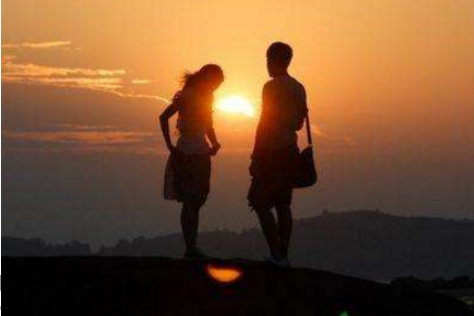 夏天爬山穿什么鞋？經(jīng)常爬山對膝蓋不好嗎？