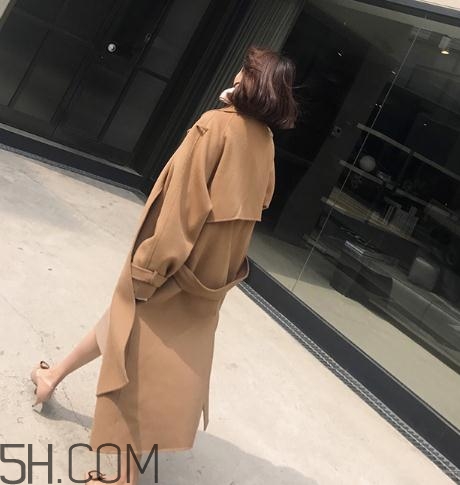 羊毛大衣扎人怎么辦？羊毛大衣太硬怎么辦？