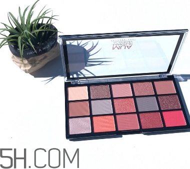 mua15色眼影盤怎么樣？mua15色眼影盤畫法步驟