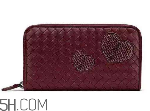 bv和lv哪個(gè)檔次高 bv和lv哪個(gè)錢包檔次高 bv和lv哪個(gè)檔次高 bv和lv哪個(gè)錢包檔次高