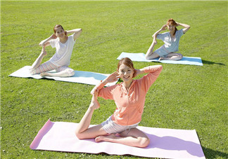 辦公室瑜伽有哪些動作？練瑜伽瘦腿效果怎么樣？