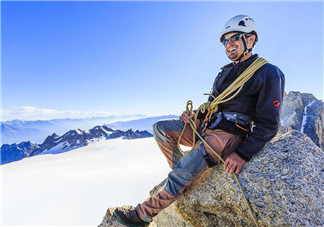 老年人爬山好嗎？下雪可以爬山嗎？