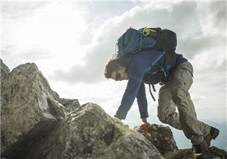 爬山膝蓋疼怎么辦？爬山時如何保護(hù)膝蓋？