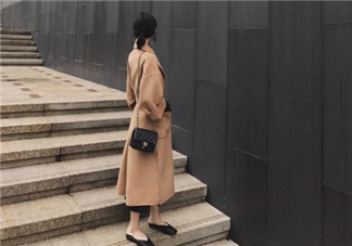 羊毛大衣會越穿越大嗎？羊毛大衣變形了怎么辦？