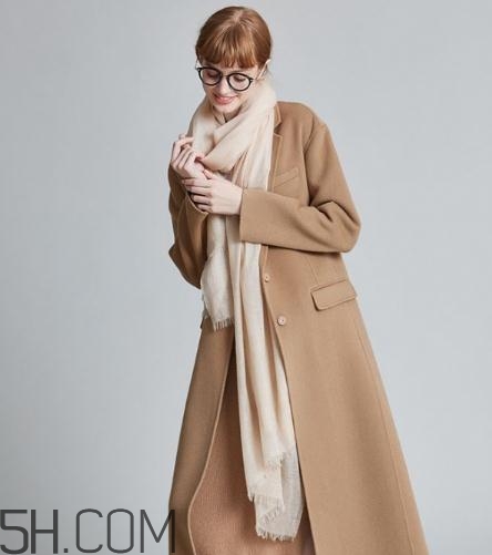 羊毛大衣掉色正常嗎？羊毛大衣掉色怎么辦？