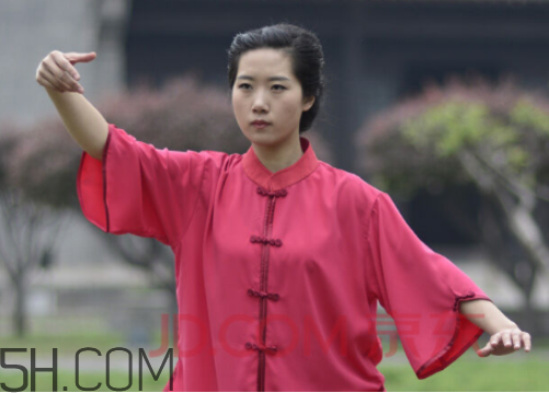 練瑜伽對(duì)子宮有哪些好處？太極拳和瑜伽有什么區(qū)別？