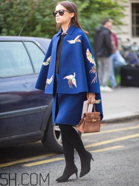 斗篷外套怎么搭配？斗篷外套搭配圖片