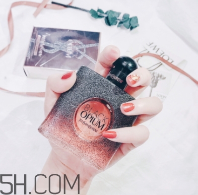 ysl黑鴉片花之怒香水怎么樣？ysl圣羅蘭黑鴉片花之怒香評(píng)