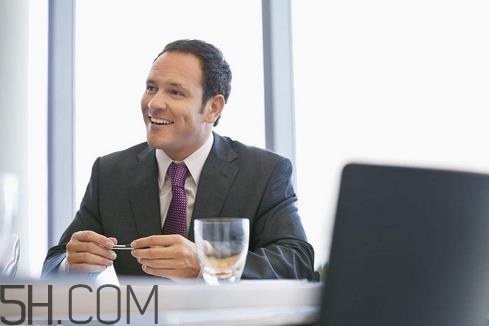 肺氣腫會(huì)傳染嗎？肺氣腫吃什么藥？