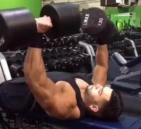 什么是斷頭臺(tái)臥推？杠鈴斷頭臺(tái)臥推怎么做？