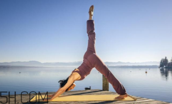 高溫瑜珈和常溫瑜伽哪個好？感冒可以練瑜伽嗎？