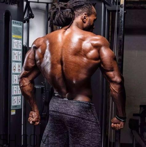 背闊肌怎么練？背闊肌怎么找感覺？