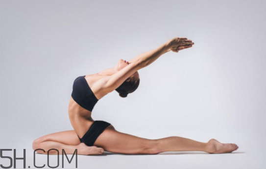 膝蓋疼可以練瑜伽嗎？練瑜伽可以瘦肚子嗎？